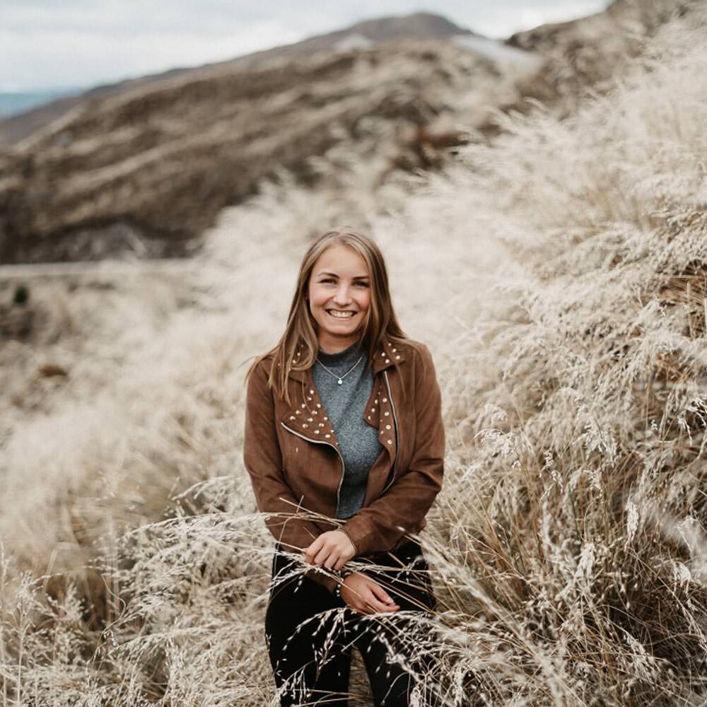 Wanaka Photographers: Luisa | Pix Around best photographers